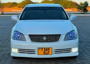 Toyota Crown Royale 2005 White