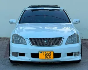 Toyota Crown 2006 White