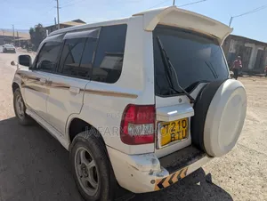 Mitsubishi Pajero 2008 White