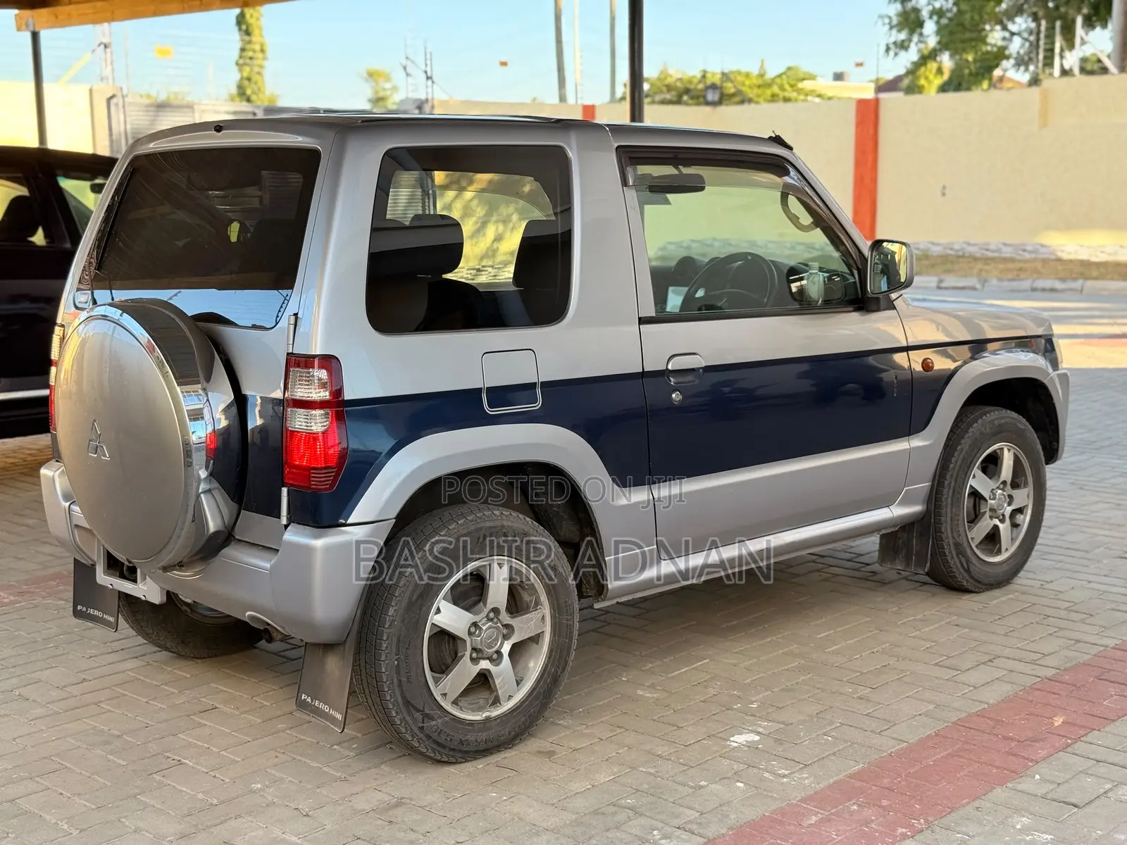 Mitsubishi Pajero 2011 Silver