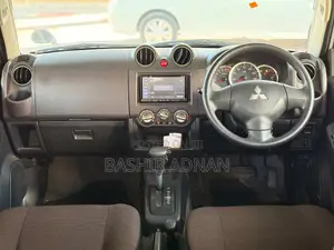 Mitsubishi Pajero 2011 Silver