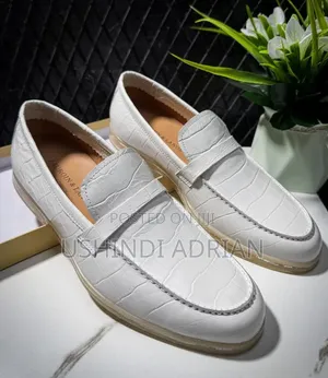 new Stockquality Pure Leatherfull Boxed