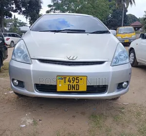 Toyota Wish 2005 Silver