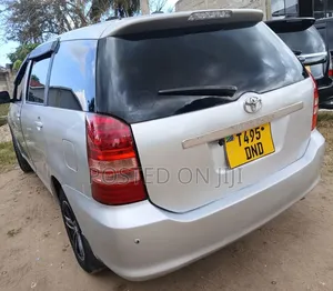 Toyota Wish 2005 Silver