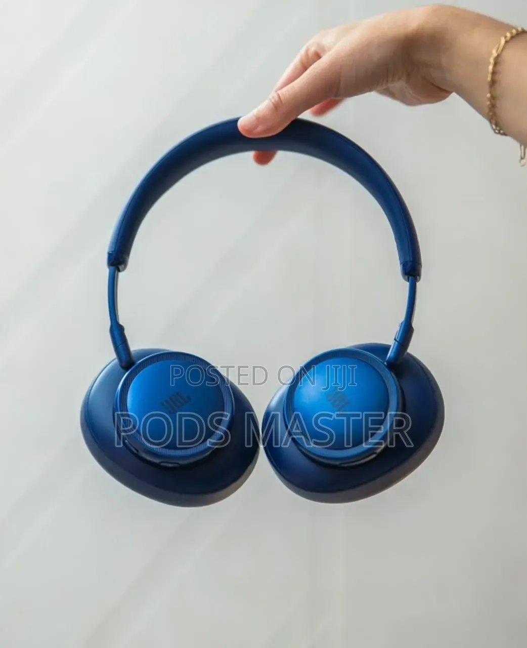 JBL Live 780nc