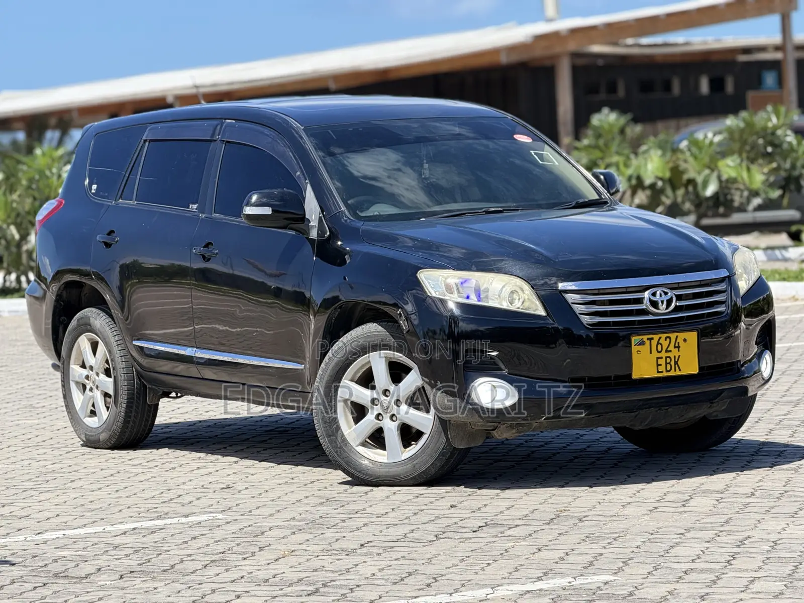 Toyota Crown 2011 Black