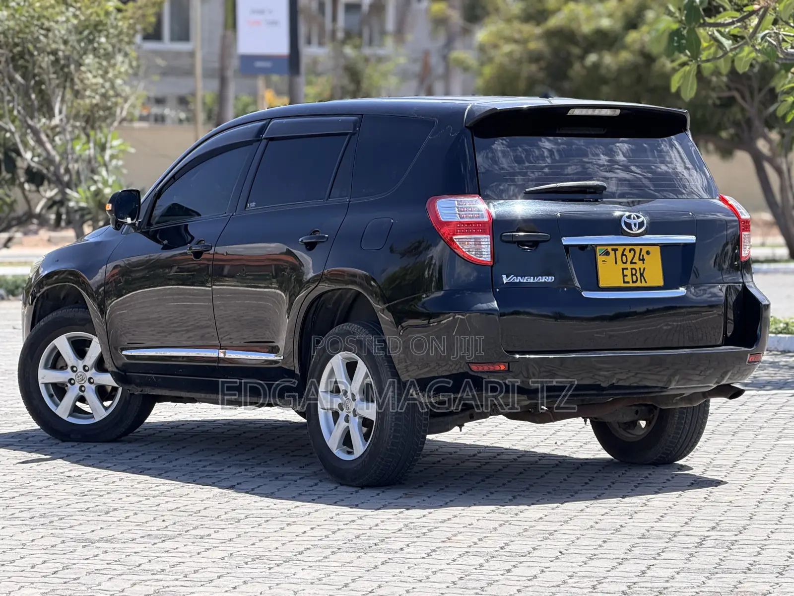 Toyota Crown 2011 Black