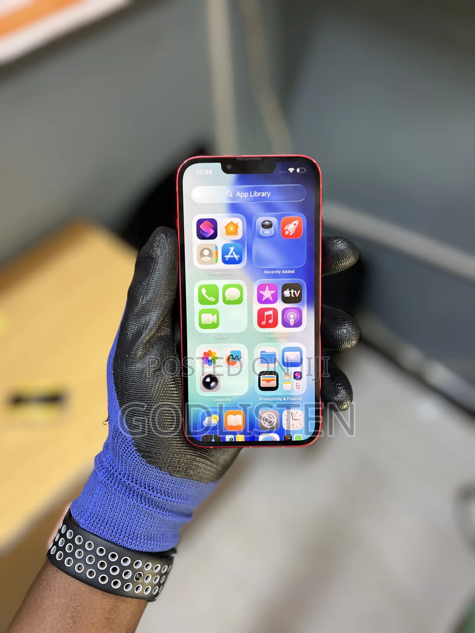 Apple iPhone 13 128 GB Red
