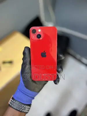 Apple iPhone 13 128 GB Red