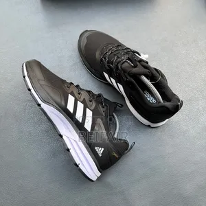 Adidas Mpya