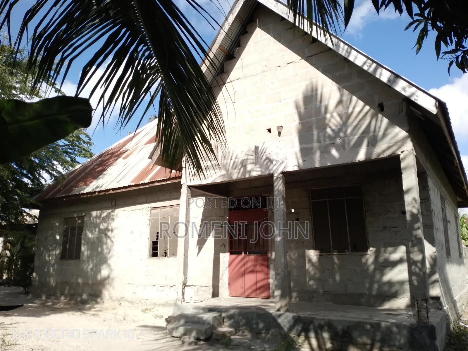 5bdrm House in Tanzania Daresalaam., Ilala for sale