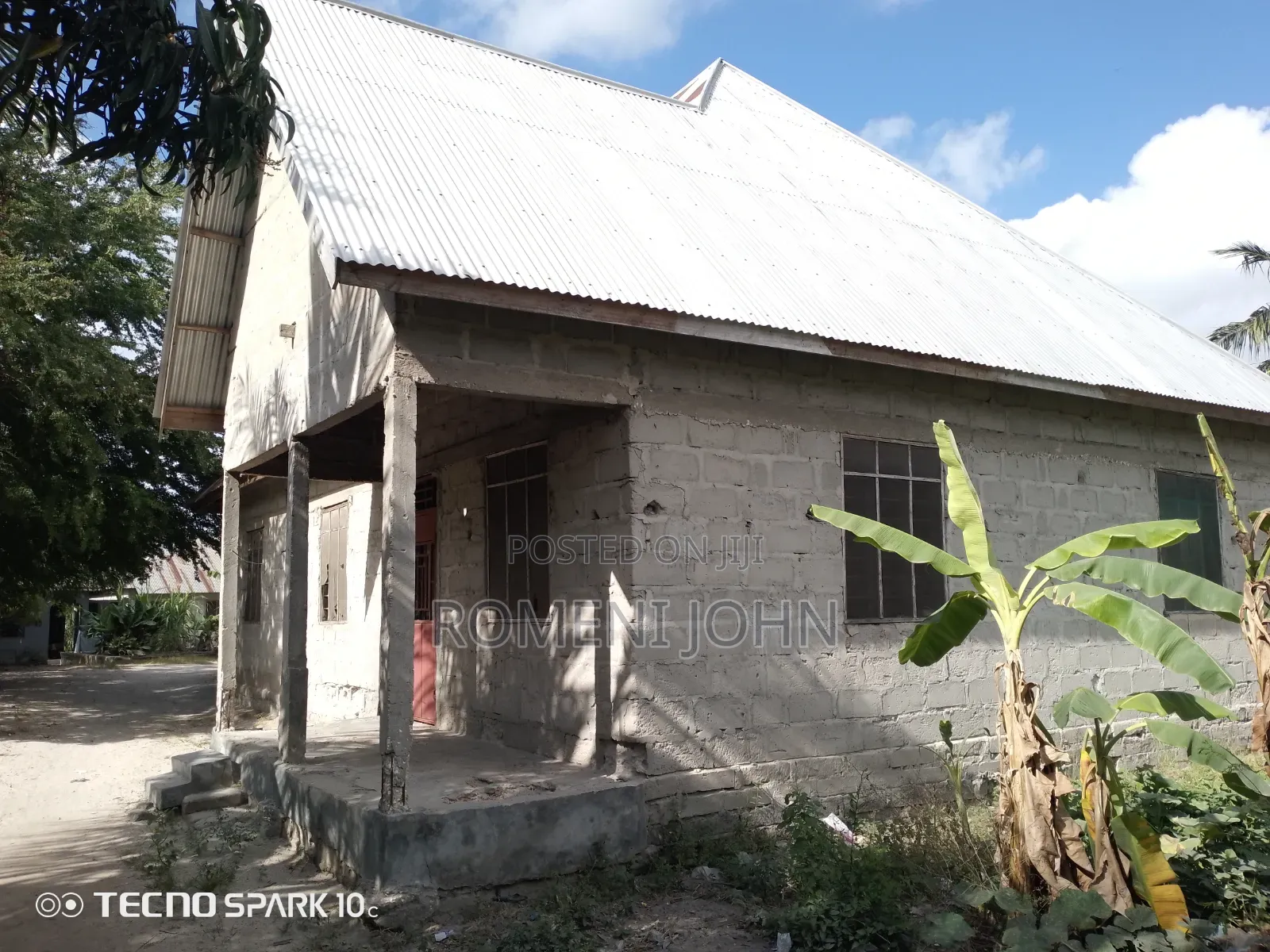 5bdrm House in Tanzania Daresalaam., Ilala for sale