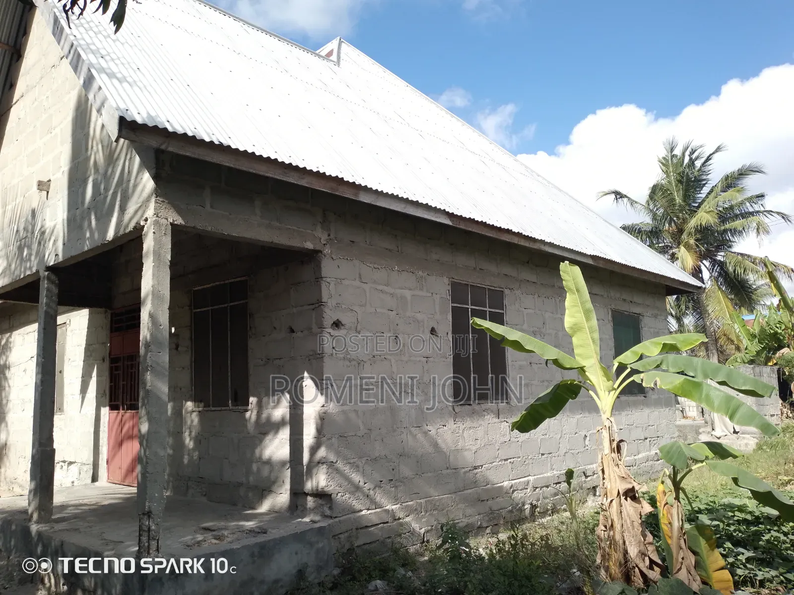 5bdrm House in Tanzania Daresalaam., Ilala for sale