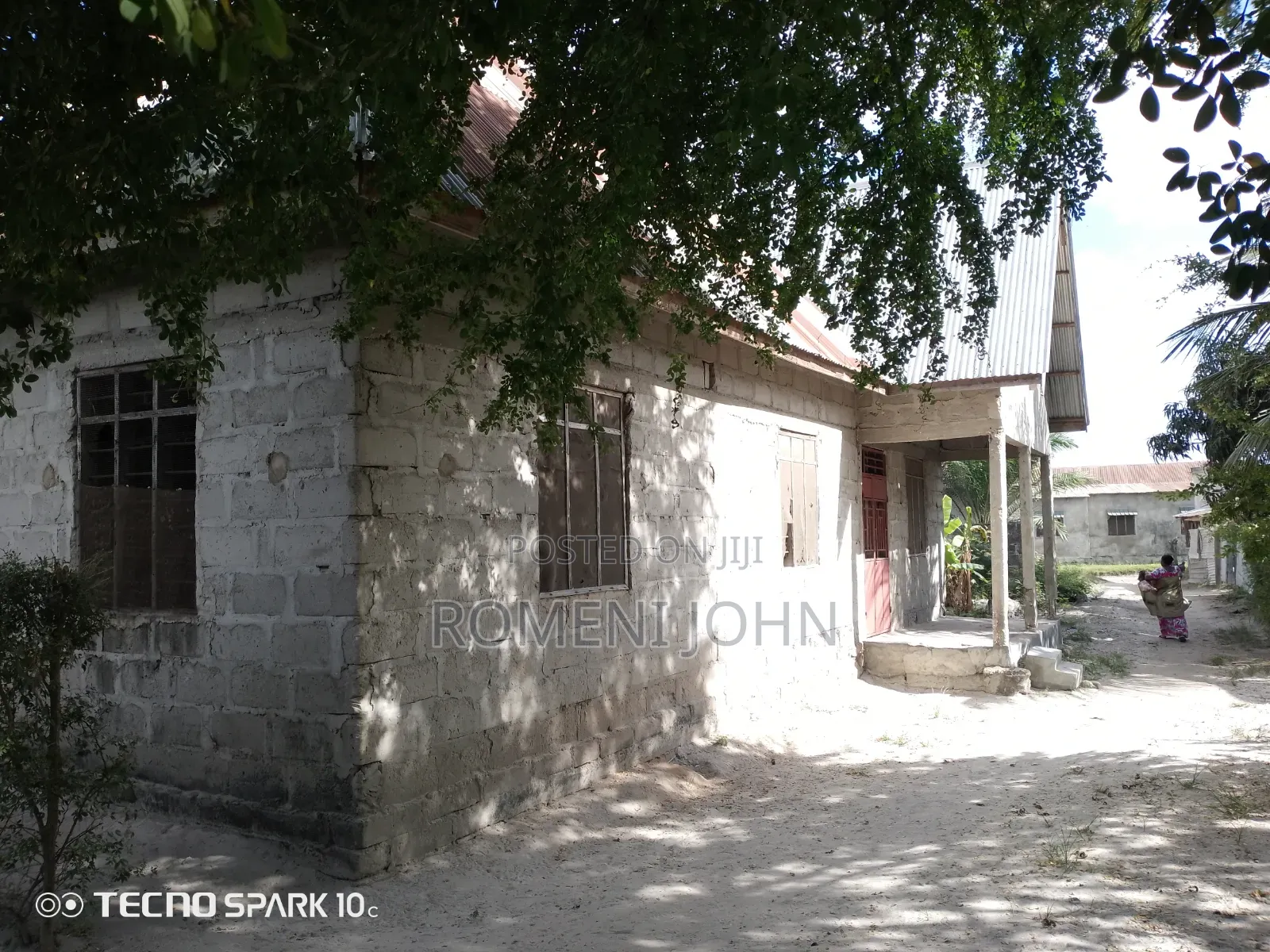 5bdrm House in Tanzania Daresalaam., Ilala for sale