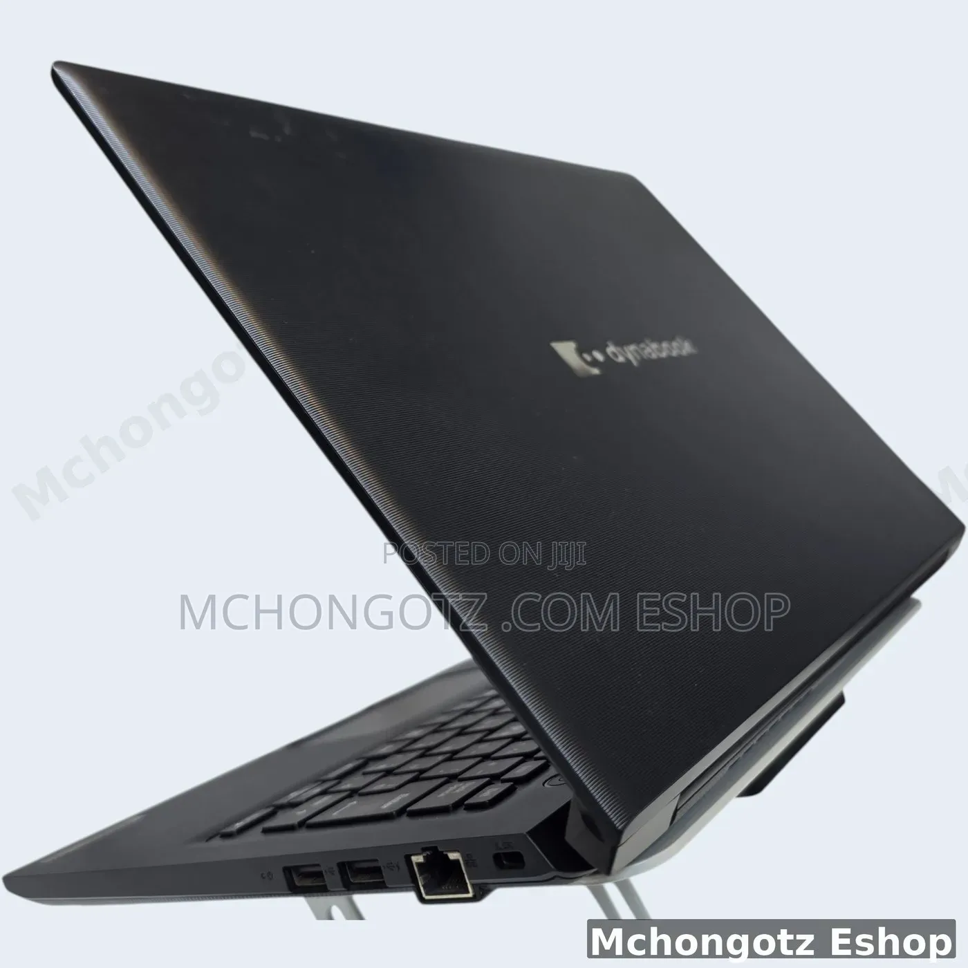 Laptop Dynabook Tecra A40-J 8GB Intel Core i5 SSD 256GB