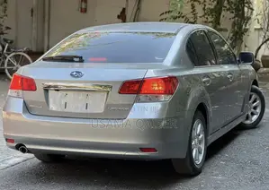 Subaru Legacy 2.5 2009 Gray