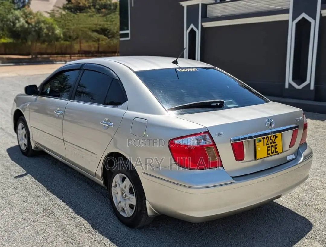 Toyota Premio 2005 Silver