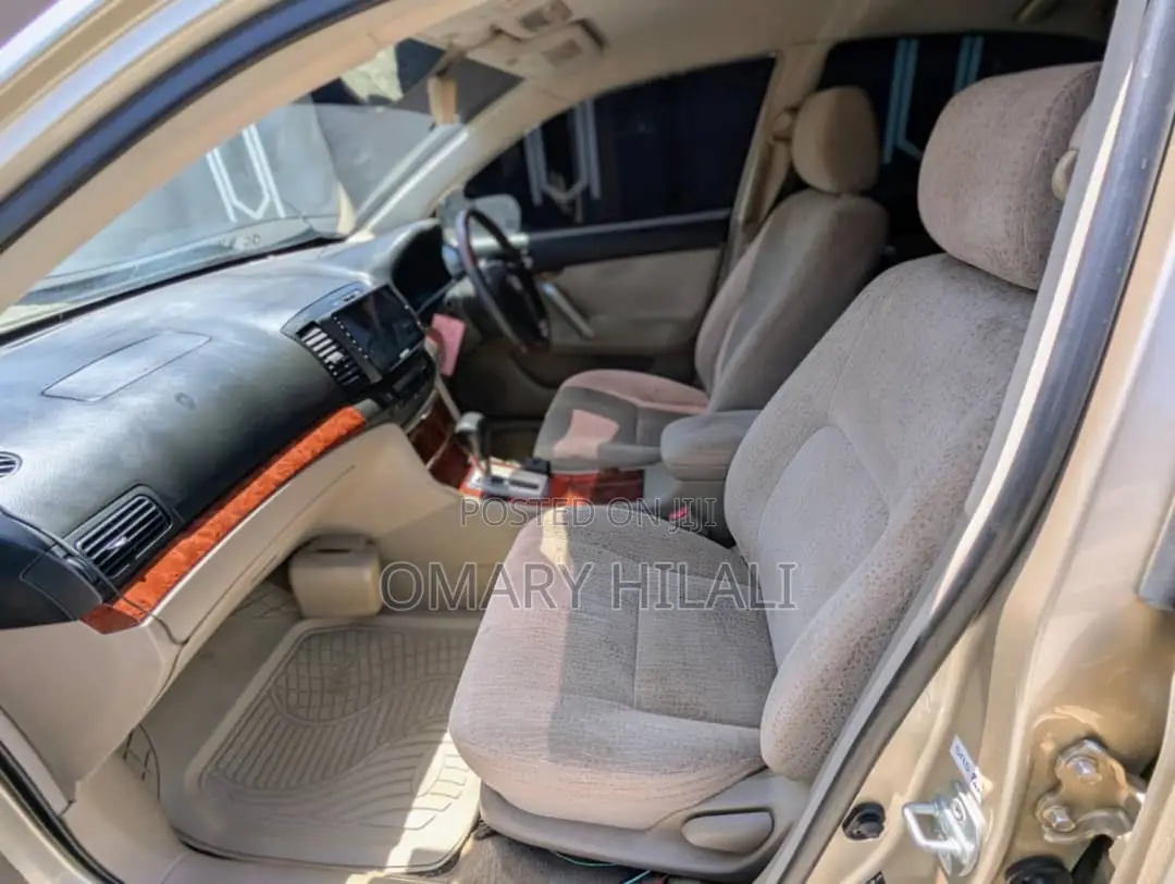 Toyota Premio 2005 Silver