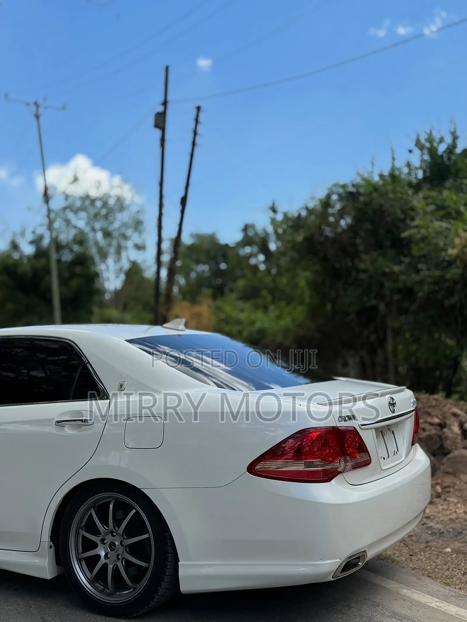 Toyota Crown 2009 White