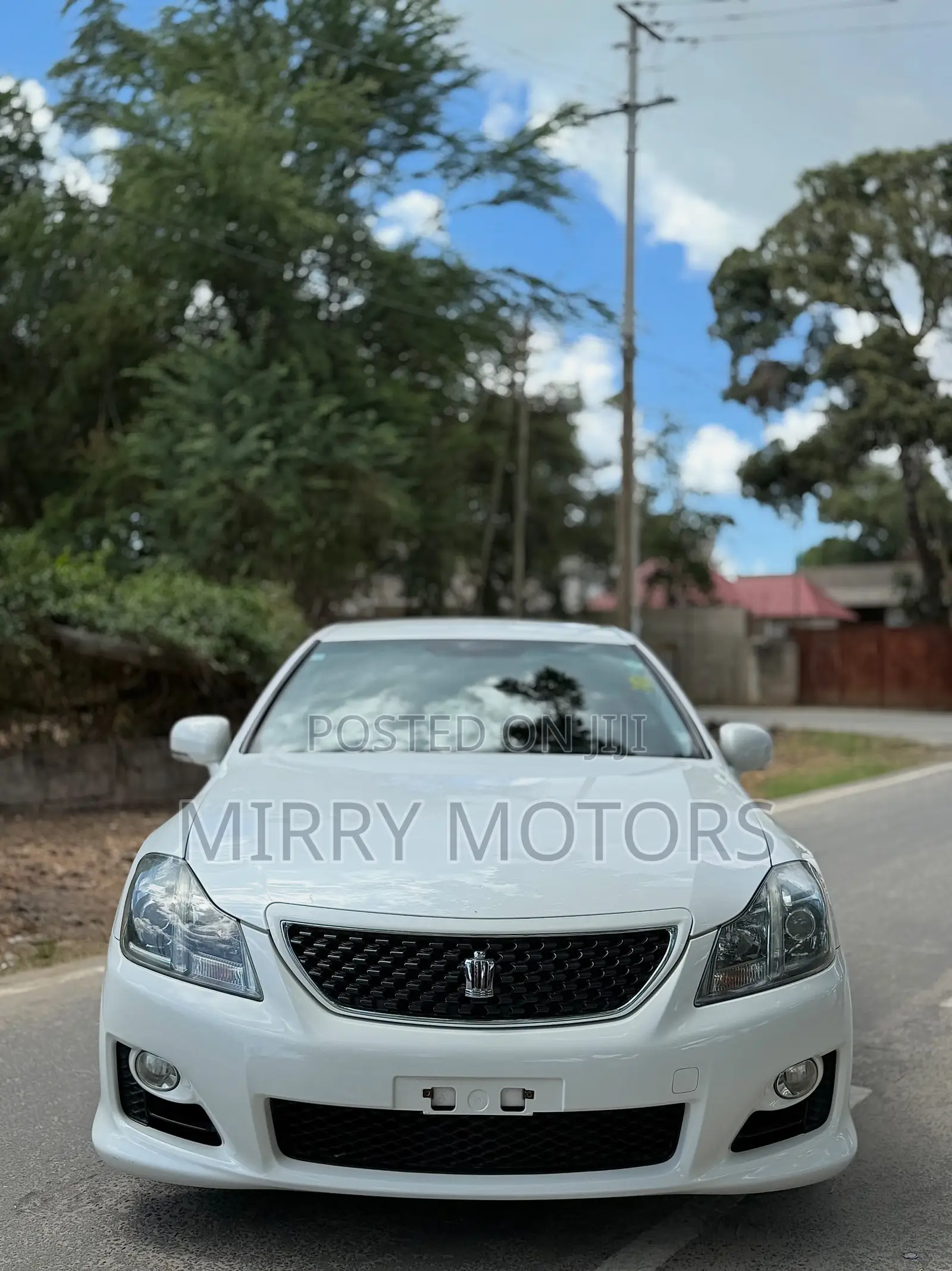 Toyota Crown 2009 White