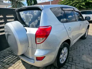 Toyota RAV4 2008 Silver