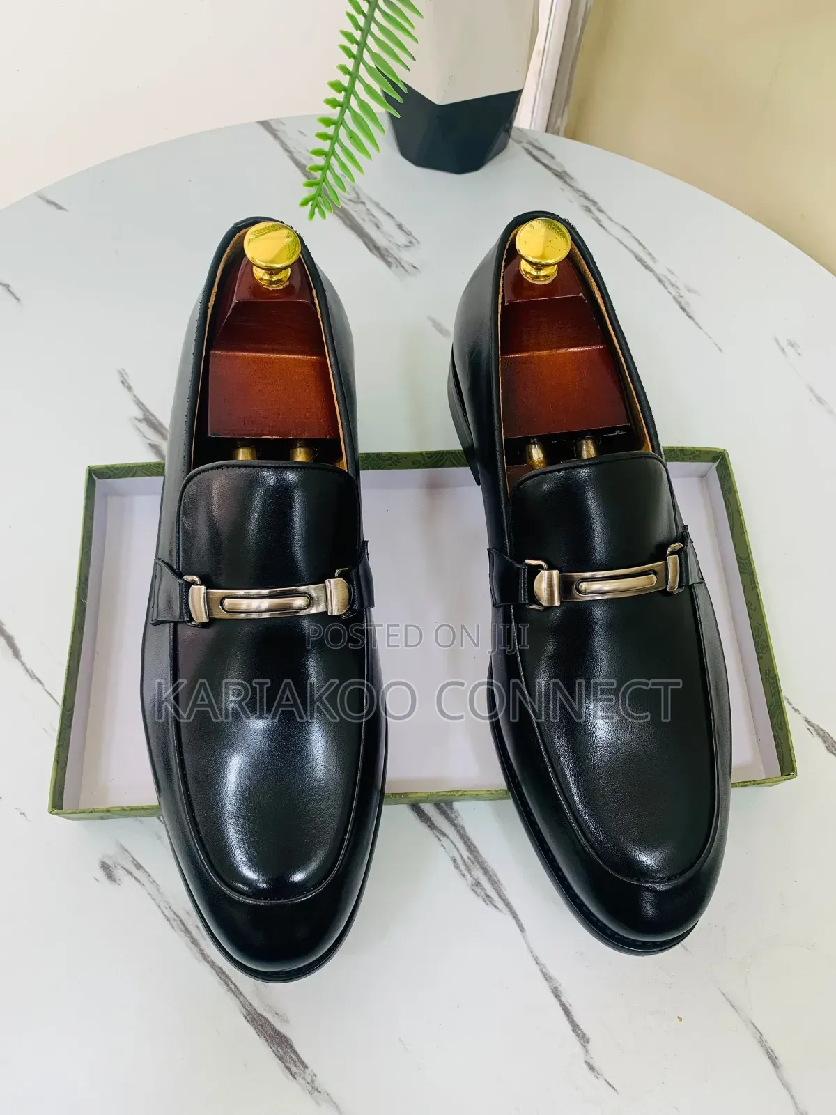 Gucci Leather Shoes