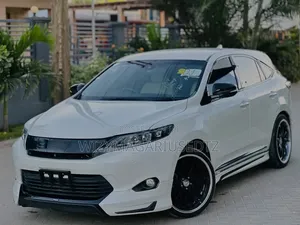 Toyota Harrier 2016 White