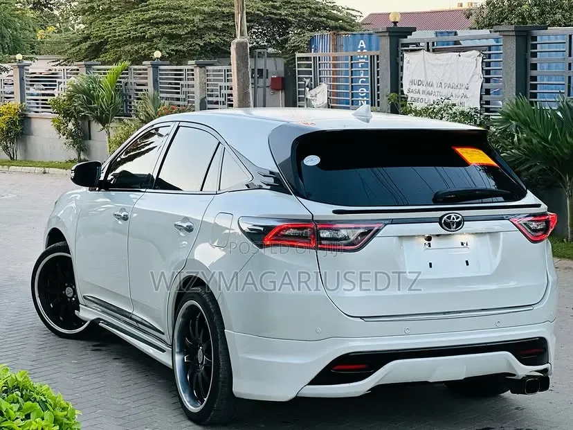 Toyota Harrier 2016 White