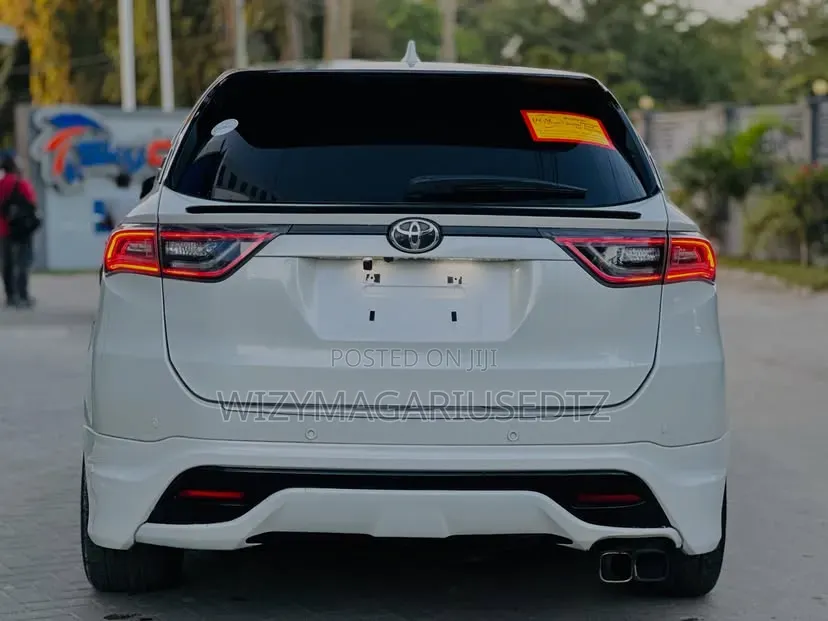 Toyota Harrier 2016 White