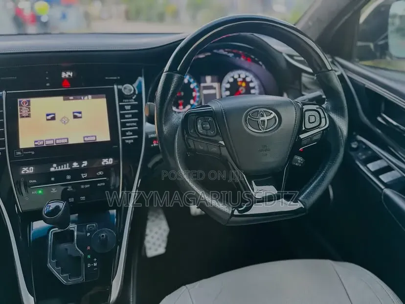 Toyota Harrier 2016 White