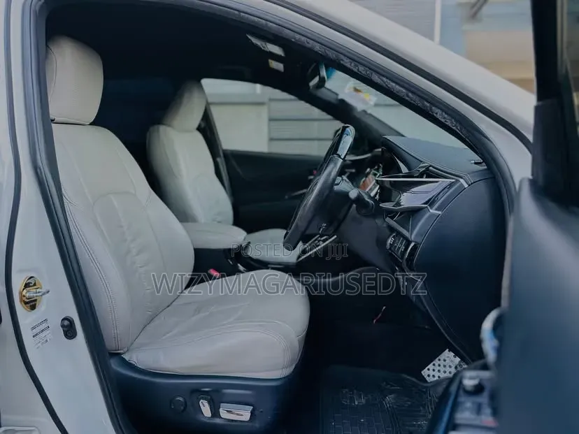 Toyota Harrier 2016 White