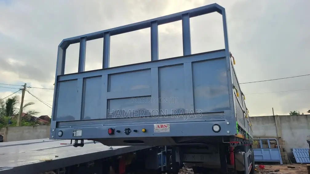 Three Axles Side Walls Trailer