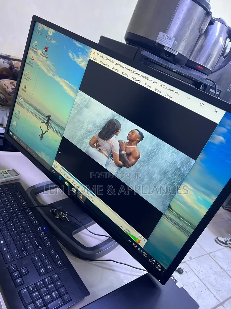 Desktop Computer Dell Alienware Area-51 8GB Intel Core i5 HDD 500GB
