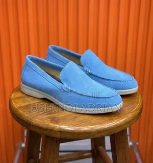 men’s Premium Shoesbrand: Loro Piana Full Boxed