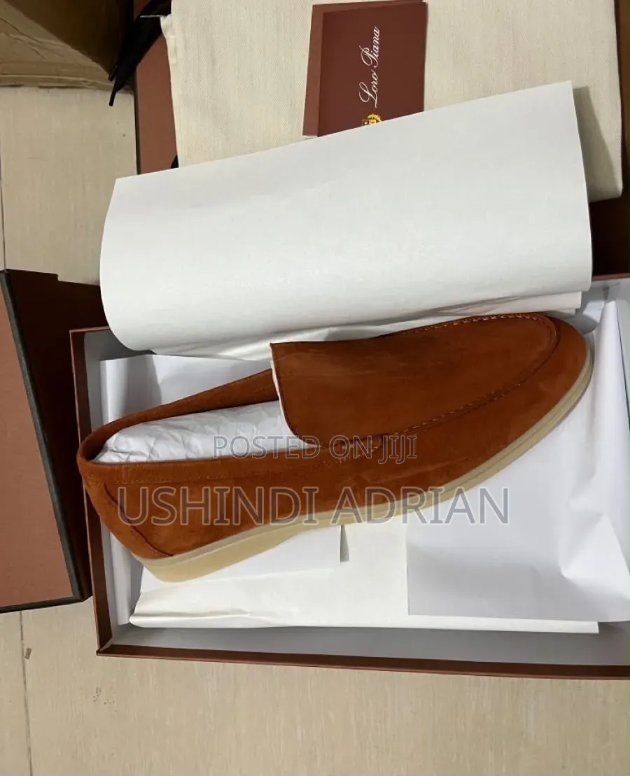 men’s Premium Shoesbrand: Loro Piana Full Boxed
