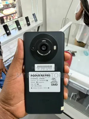 Sharp Aquos R8s pro 256 GB Black