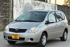Toyota Corolla Spacio 2005 Silver