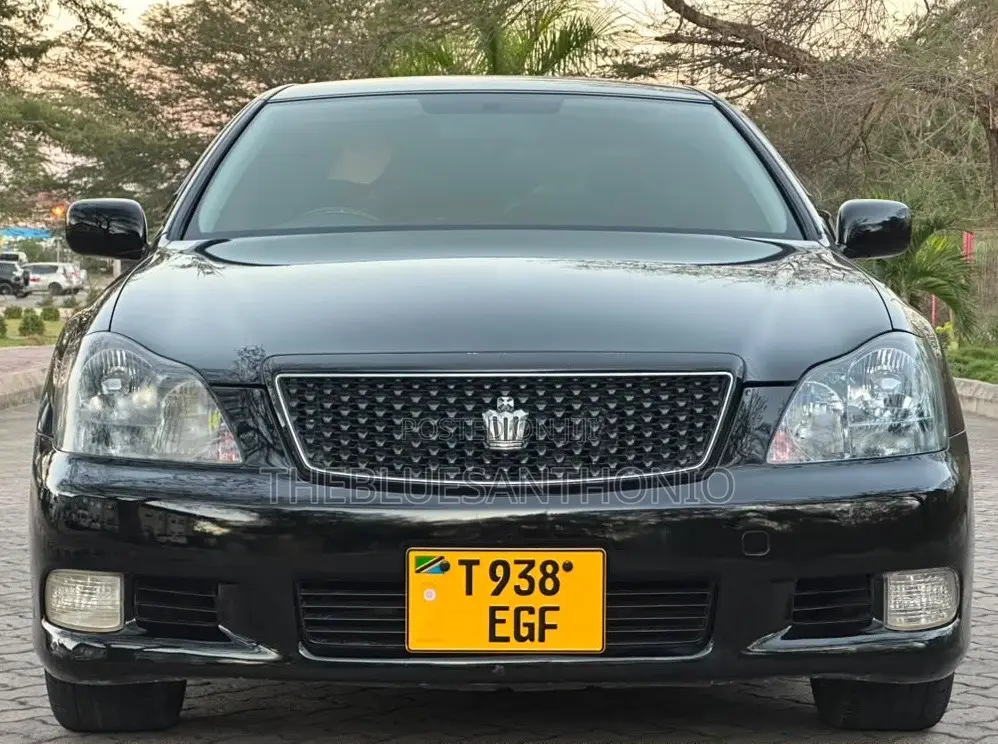 Toyota Crown 2006 Black