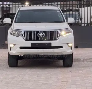 Toyota Land Cruiser Prado 2022 White