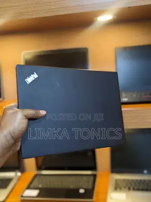 New Laptop Lenovo ThinkPad X390 8GB Intel Core i5 SSD 256GB