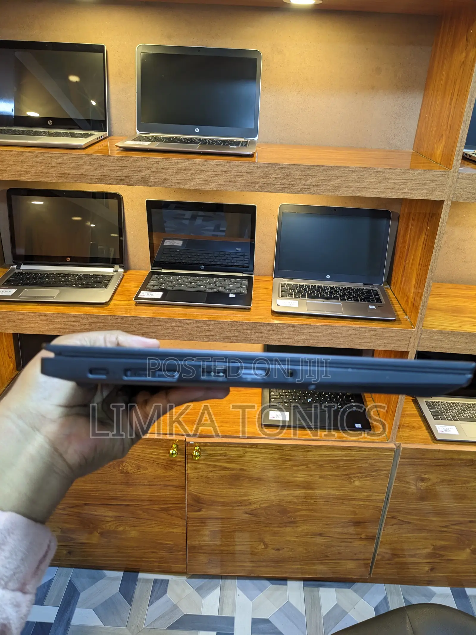 New Laptop Lenovo ThinkPad X390 8GB Intel Core i5 SSD 256GB