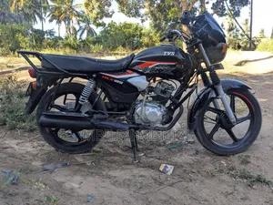 TVS HLX 125 2025 Black