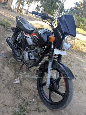 TVS HLX 125 2025 Black