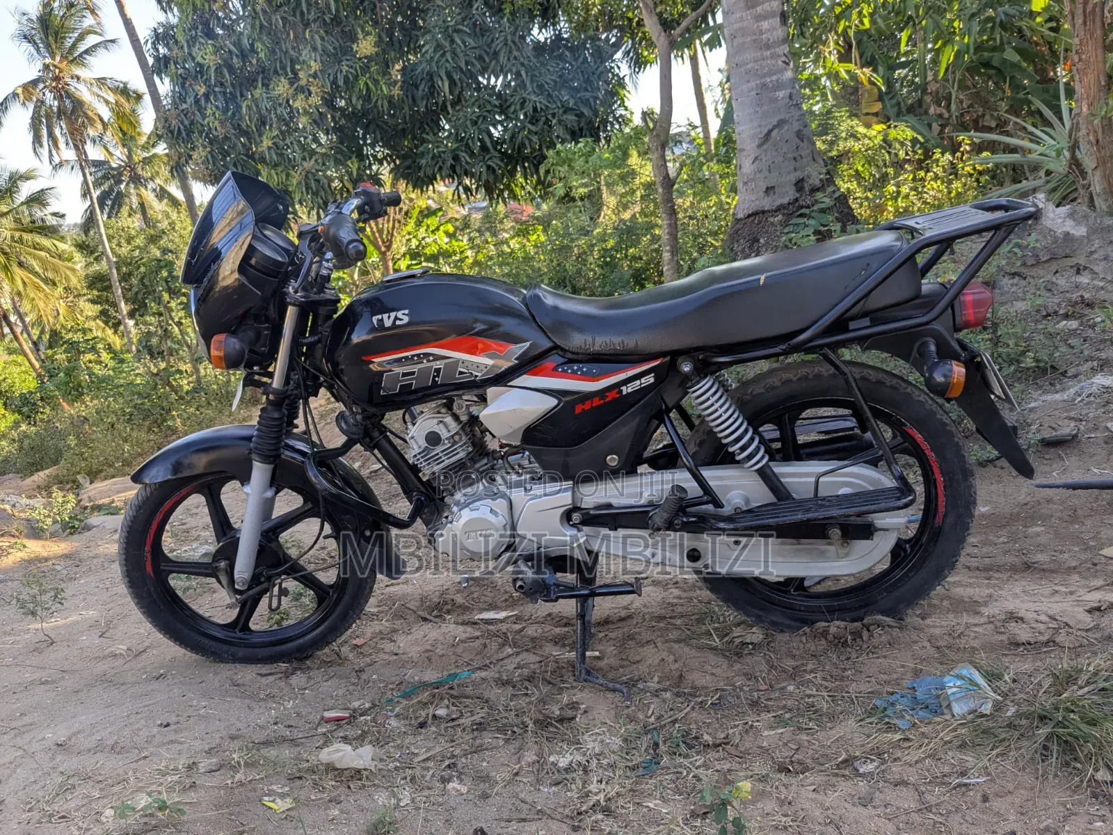 TVS HLX 125 2025 Black