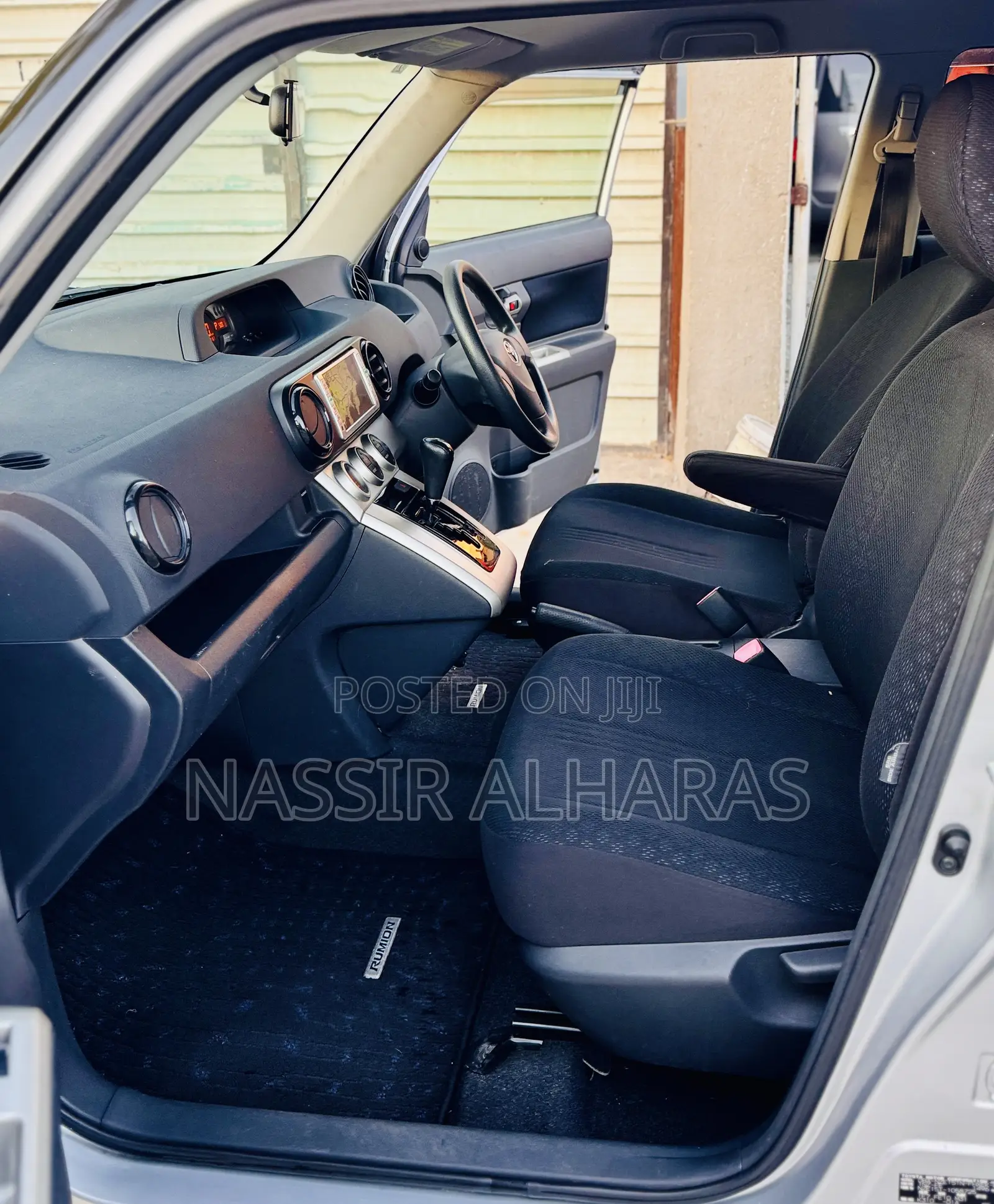 Toyota Corolla Rumion Hatchback 1.5 FWD 2009 Silver