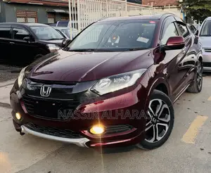 Honda Vezel 1.5 Hybrid 2WD 2014 Maroon