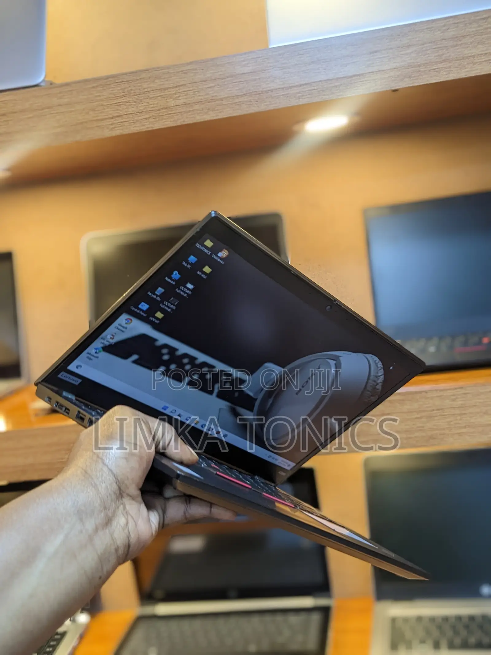 New Laptop Lenovo ThinkPad X390 8GB Intel Core i5 SSD 256GB