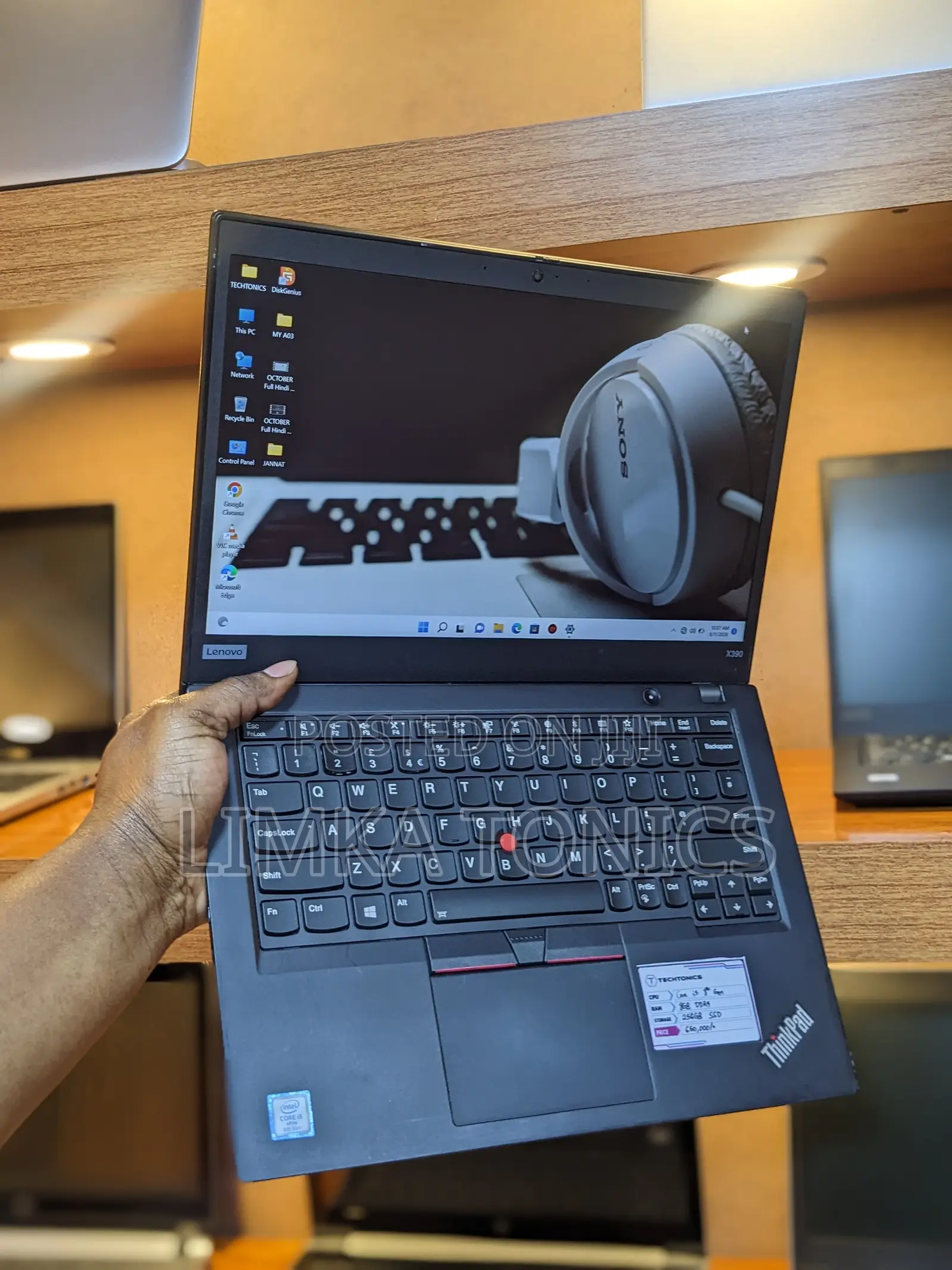 New Laptop Lenovo ThinkPad X390 8GB Intel Core i5 SSD 256GB