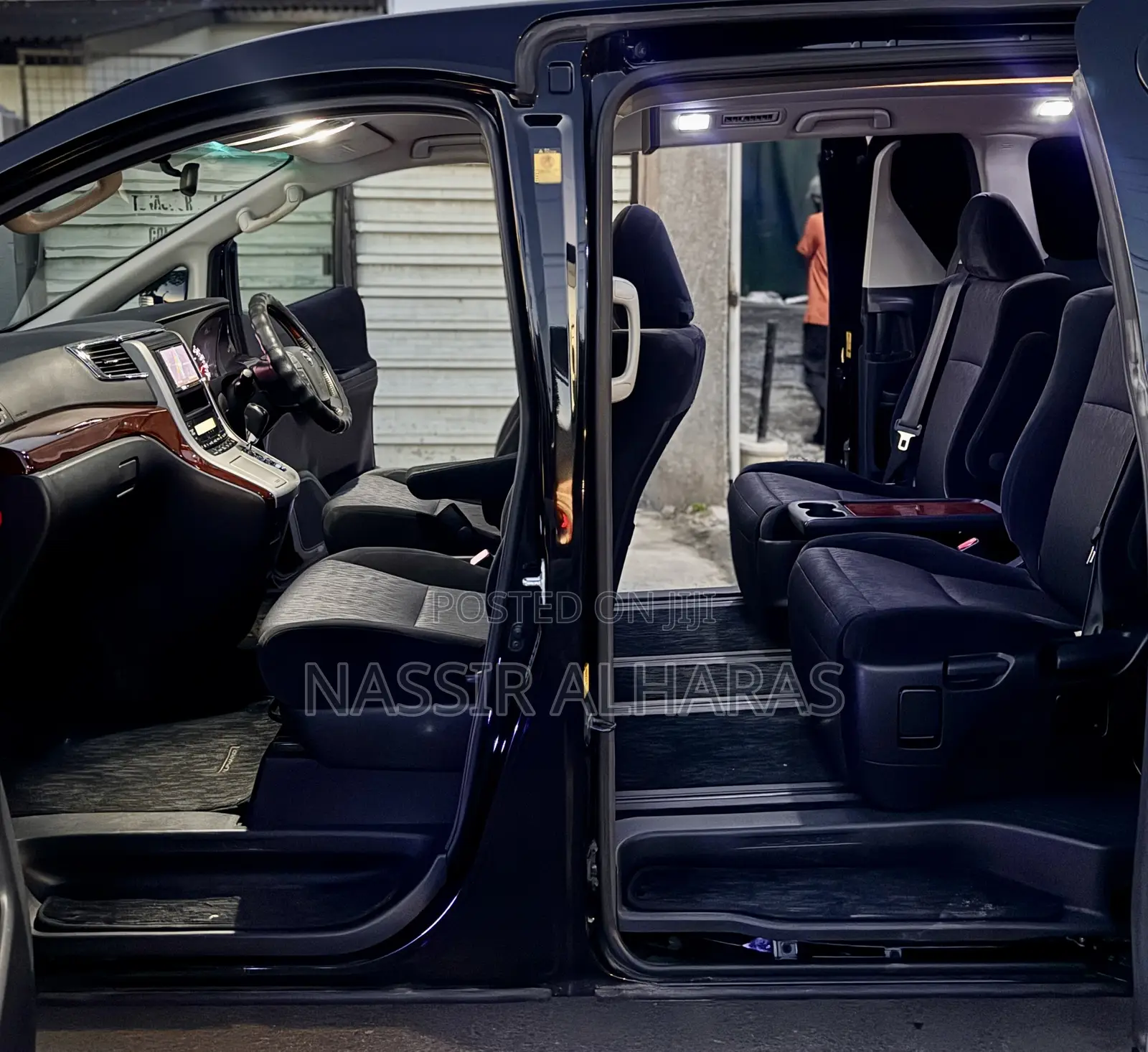 Toyota Alphard 2.4 Petrol FWD 2010 Black