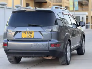 Mitsubishi Outlander 2006 Gray